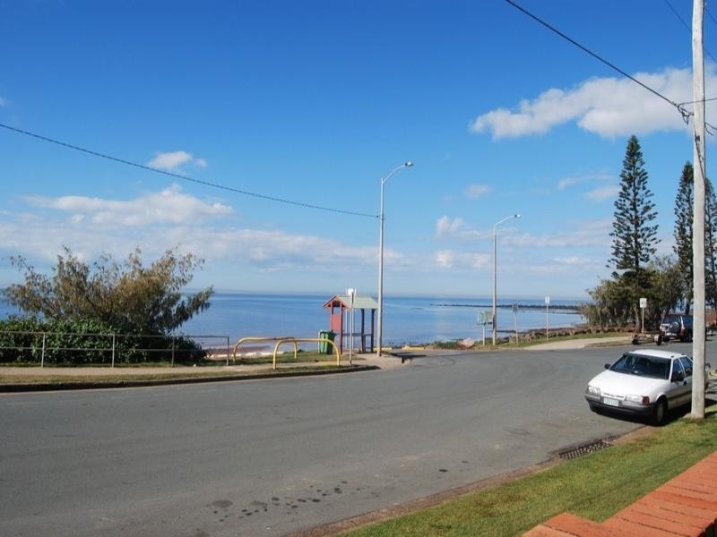 67 Flinders Parade, Scarborough QLD 4020