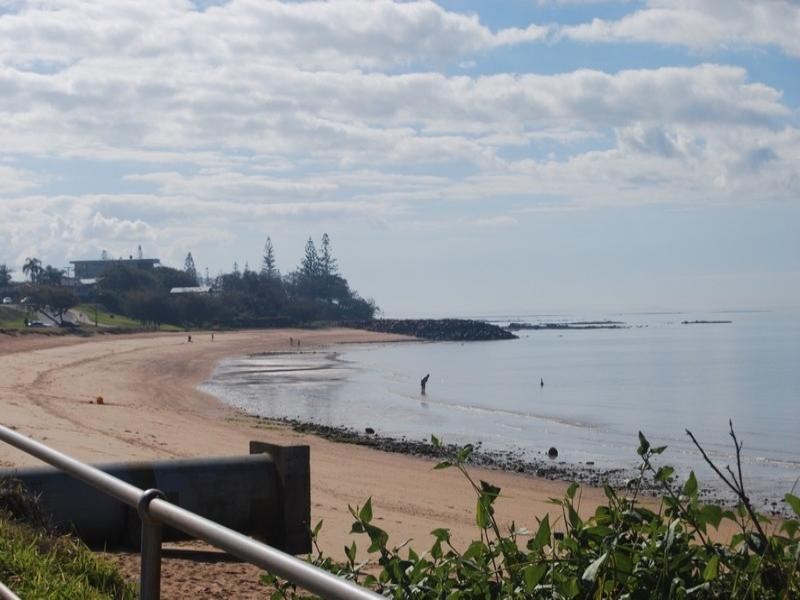 67 Flinders Parade, Scarborough QLD 4020