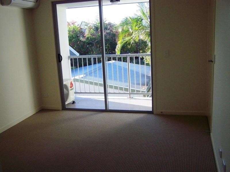 3/94 Turner Street, Scarborough QLD 4020