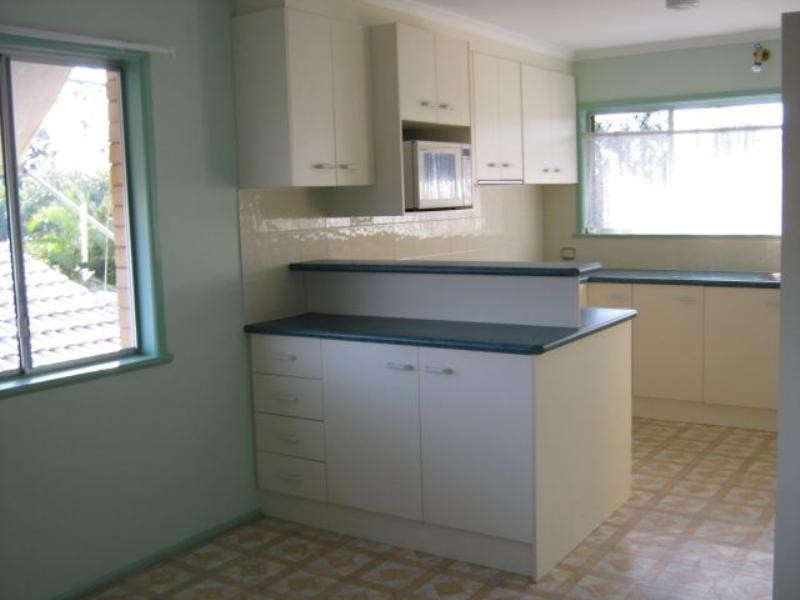 17 Thurecht Parade, Scarborough QLD 4020