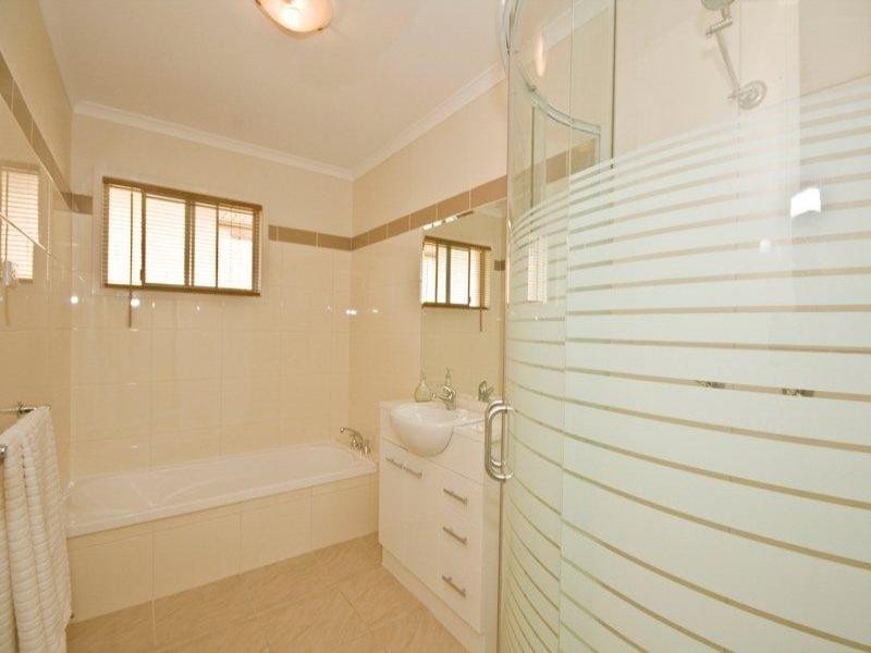 13 Tracey Street, Kippa-ring QLD 4021