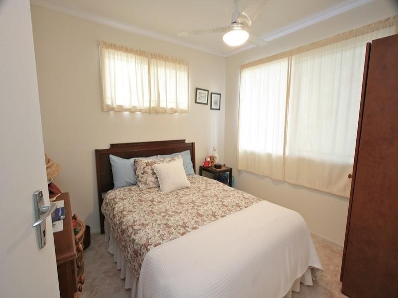 6 Freeman Street, Redcliffe QLD 4020