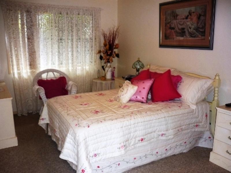 2/12 McAneny Street, Redcliffe QLD 4020