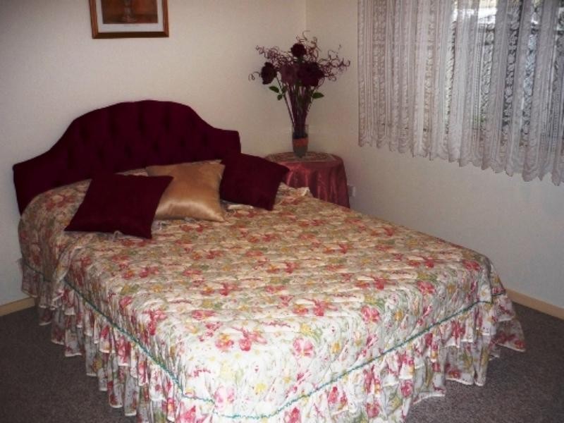 2/12 McAneny Street, Redcliffe QLD 4020