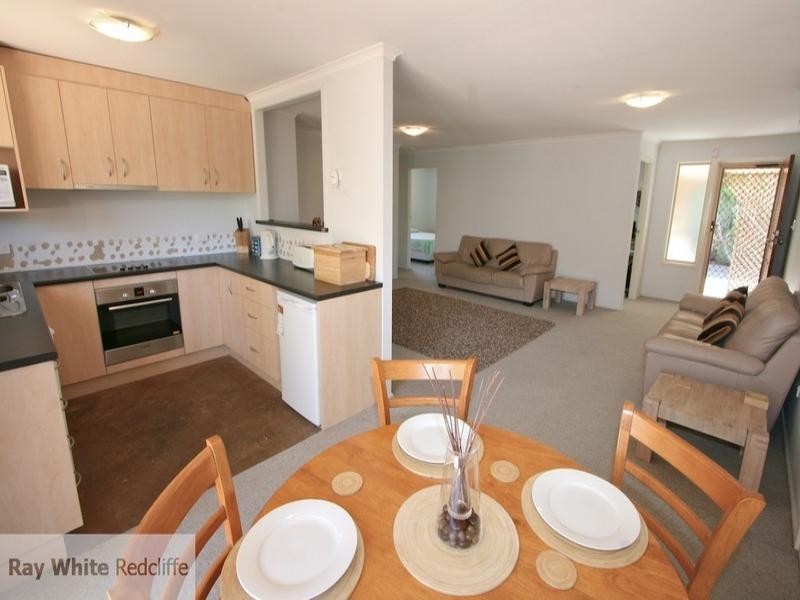 1/4 Josephine Street, Redcliffe QLD 4020