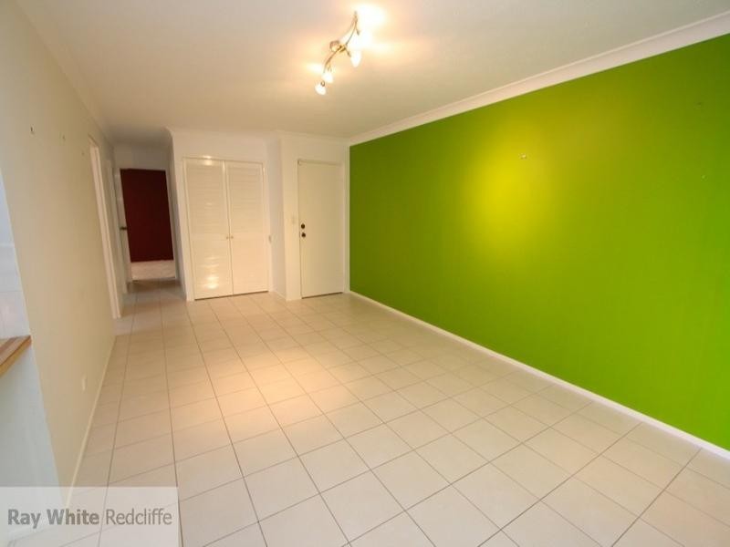2/13 Meredith Street, Redcliffe QLD 4020