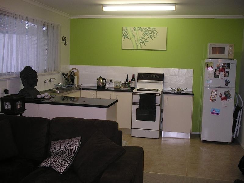 1/8a Short Street, Woody Point QLD 4019