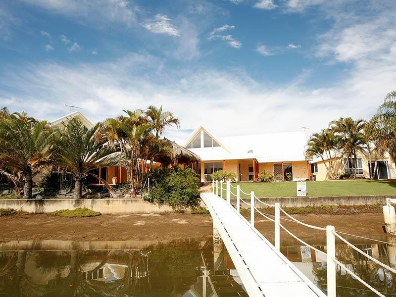 35-37 Intrepid Court, Scarborough QLD 4020