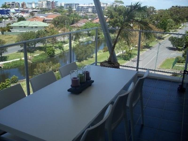 27/1 McNaughton Street, Redcliffe QLD 4020