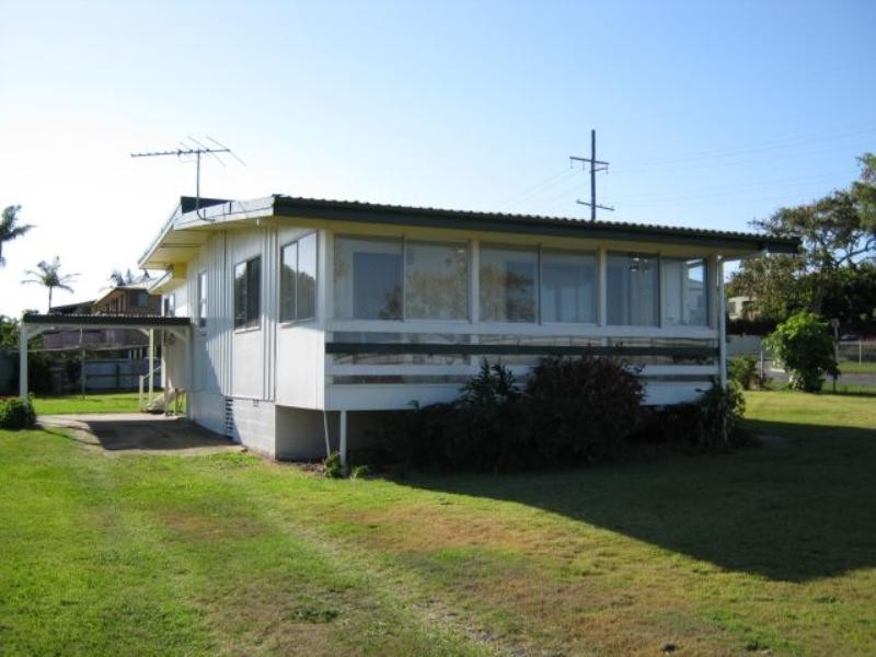 8 Monica Road, Redcliffe QLD 4020