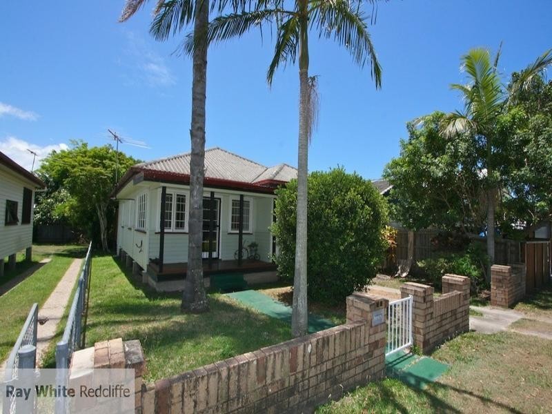 42 Donkin Street, Scarborough QLD 4020