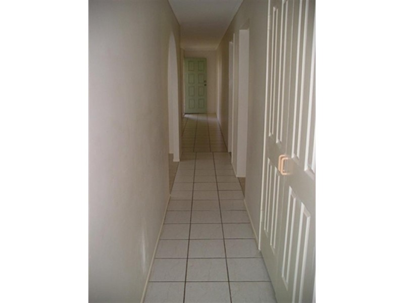 3A Fortune Street, Scarborough QLD 4020