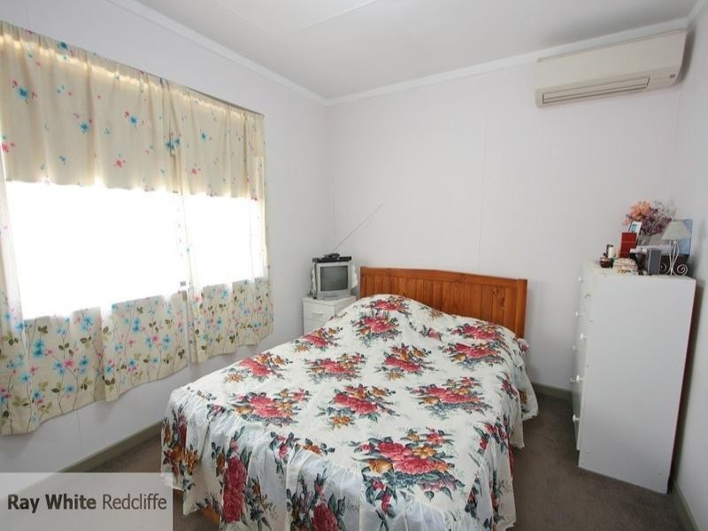 2 Ashmole Road, Redcliffe QLD 4020