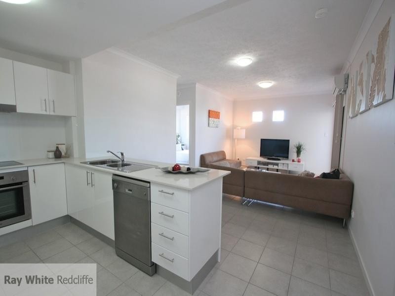 10/8 Bunton Street, Scarborough QLD 4020