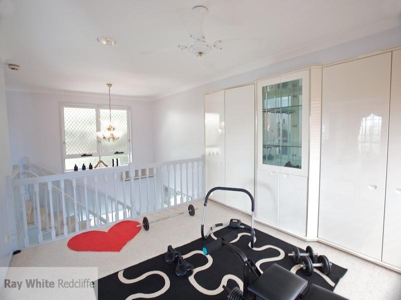 145 Landsborough Avenue, Scarborough QLD 4020