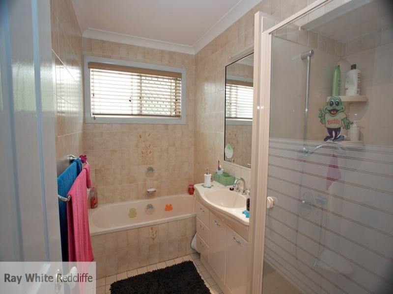 145 Landsborough Avenue, Scarborough QLD 4020