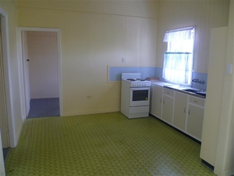 2/2 Baynes Street, Margate QLD 4019