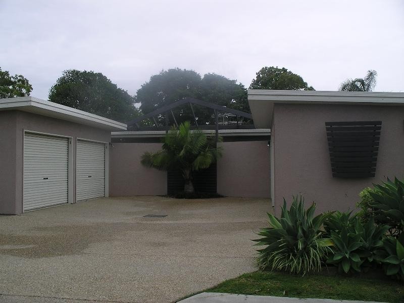 2/38 Queen Street, Scarborough QLD 4020
