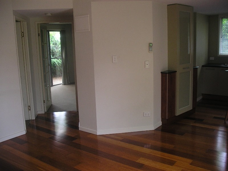2/38 Queen Street, Scarborough QLD 4020