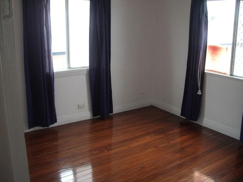 569 Oxley Avenue, Scarborough QLD 4020