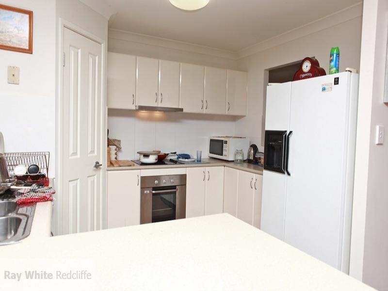 3/3 Weeroona Avenue, Beachmere QLD 4510