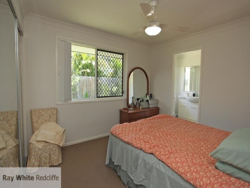 3/3 Weeroona Avenue, Beachmere QLD 4510