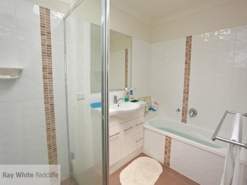 3/3 Weeroona Avenue, Beachmere QLD 4510