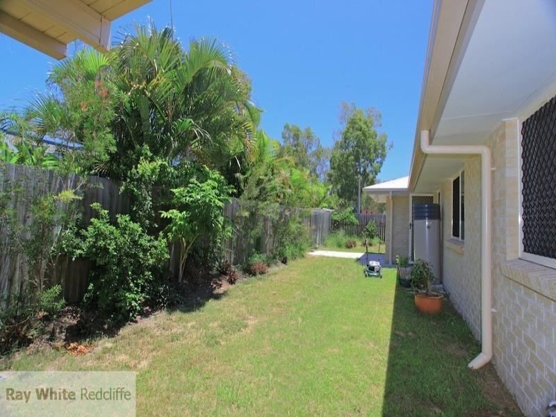 3/3 Weeroona Avenue, Beachmere QLD 4510