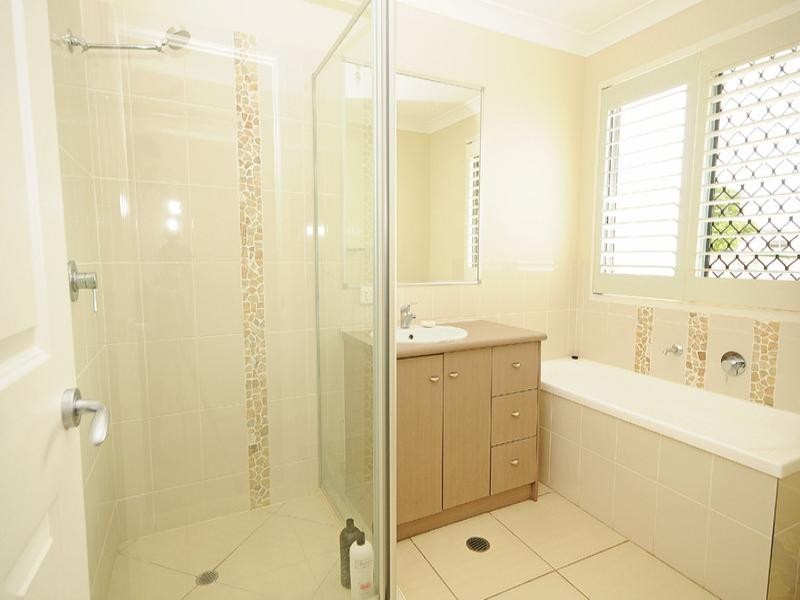 65 Victoria Avenue, Woody Point QLD 4019