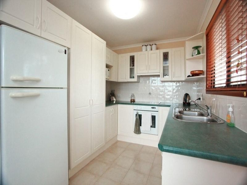 4 Parsons Street, Rothwell QLD 4022