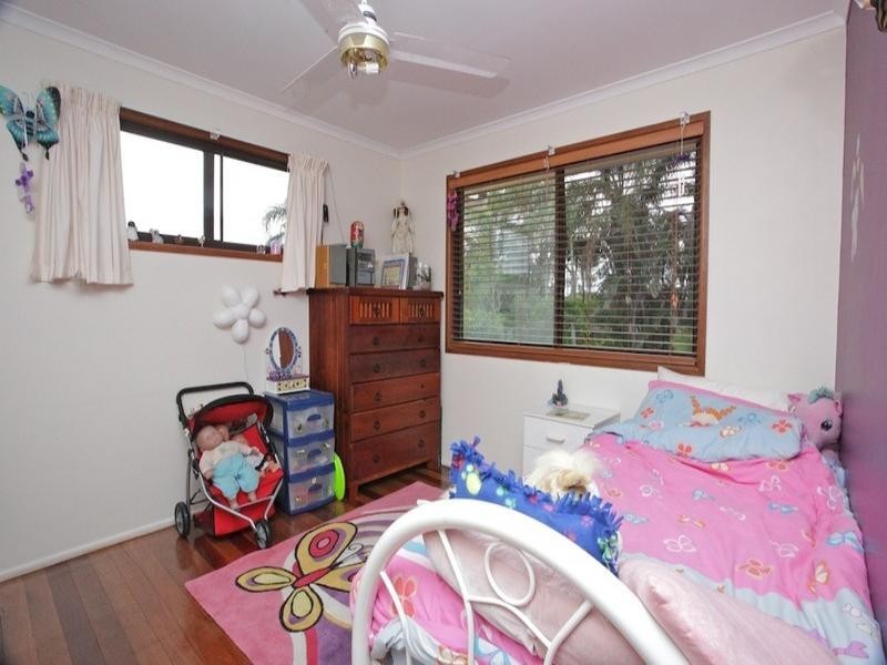 4 Parsons Street, Rothwell QLD 4022