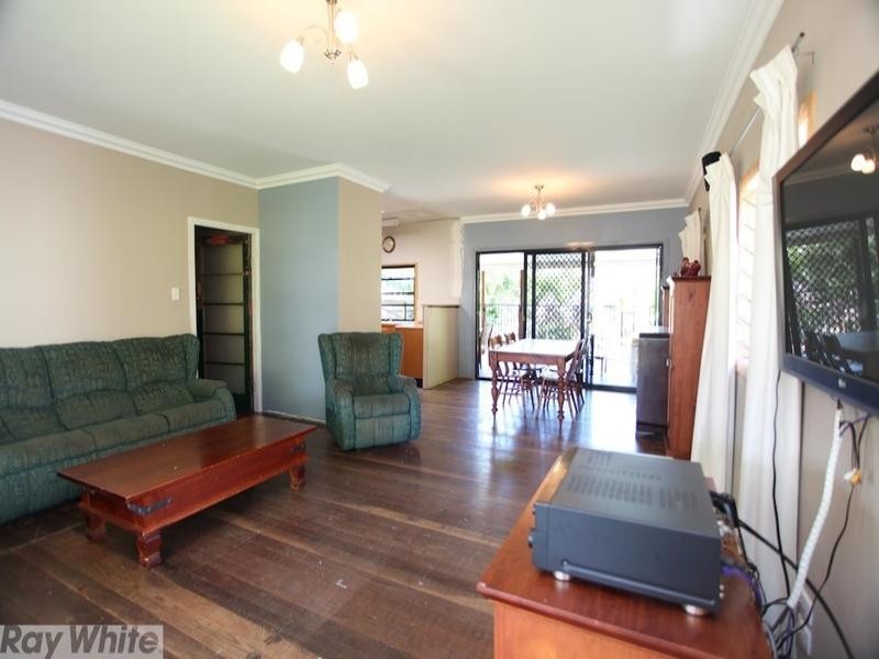 37 Bailey Street, Woody Point QLD 4019