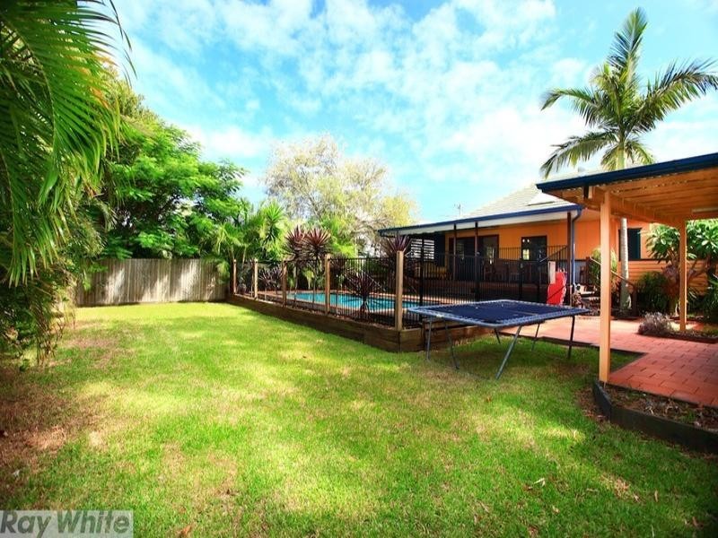 37 Bailey Street, Woody Point QLD 4019