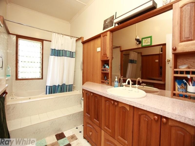 37 Bailey Street, Woody Point QLD 4019