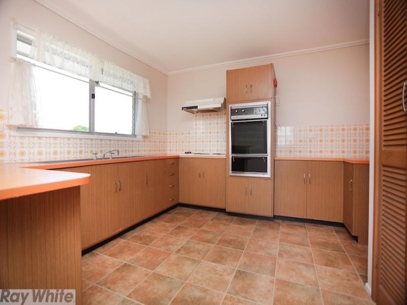 9 Porter Street, Redcliffe QLD 4020