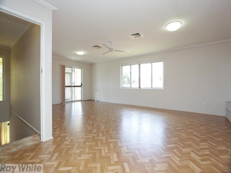 9 Porter Street, Redcliffe QLD 4020