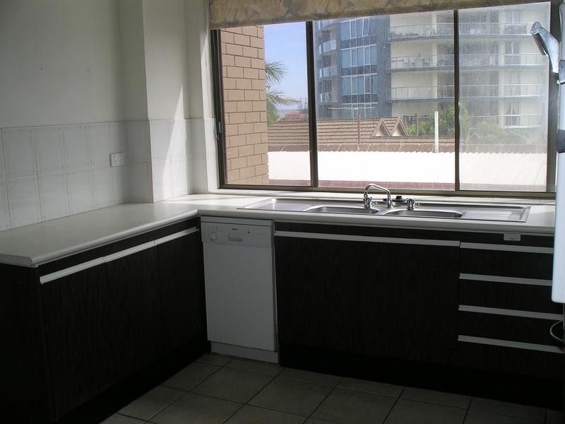 3/51 Marine Parade, Redcliffe QLD 4020