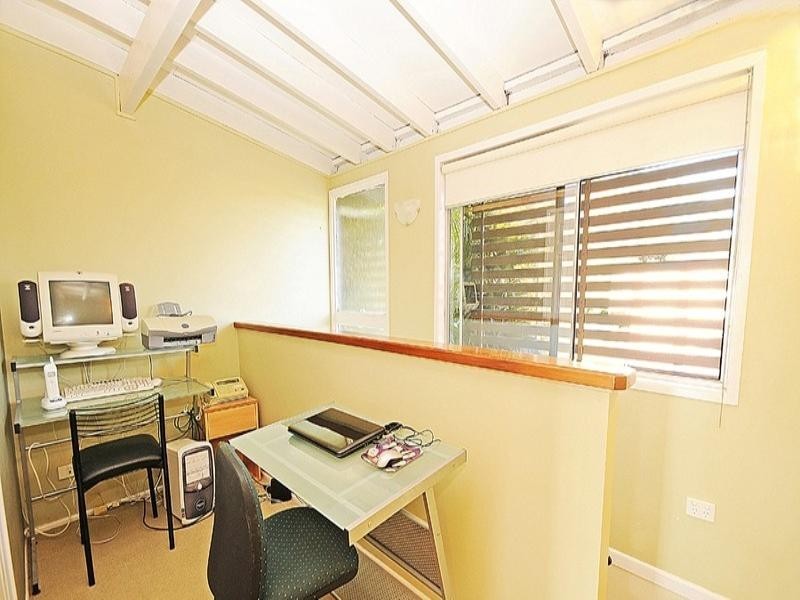 13 Grace Street, Scarborough QLD 4020