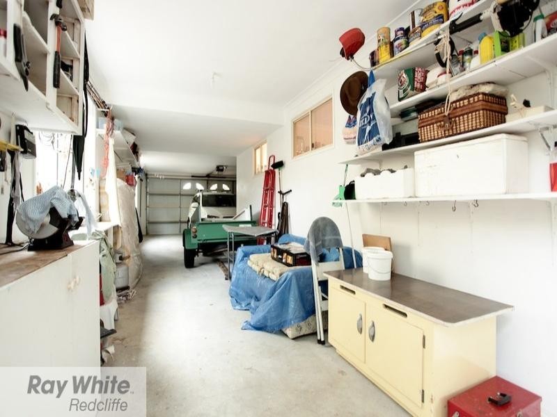 22 Oyster Point Esplanade, Scarborough QLD 4020