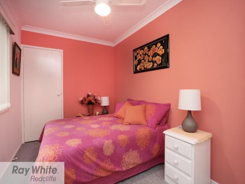 22 Oyster Point Esplanade, Scarborough QLD 4020