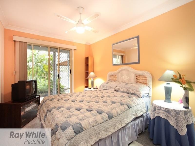 22 Oyster Point Esplanade, Scarborough QLD 4020