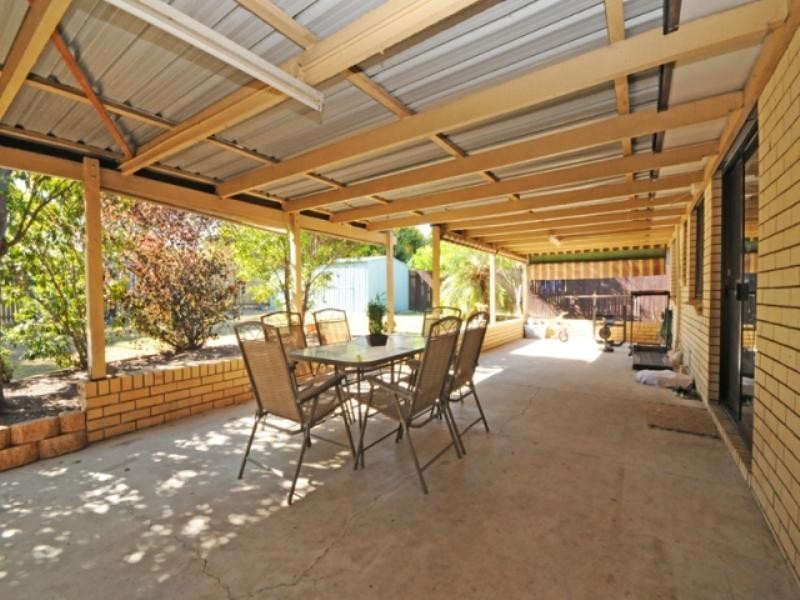 5 Streeton Court, Rothwell QLD 4022