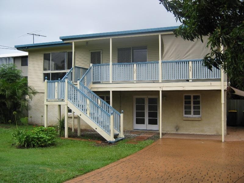 2 Inglis Street, Woody Point QLD 4019