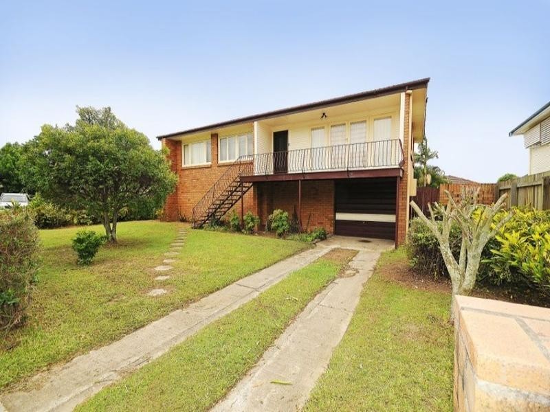10 Porter Street, Redcliffe QLD 4020