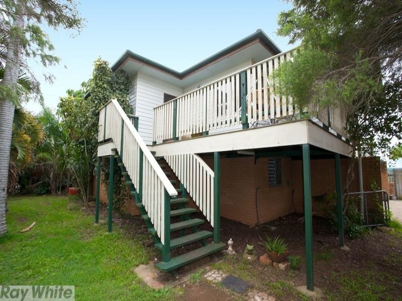17 Maryborough Terrace, Scarborough QLD 4020