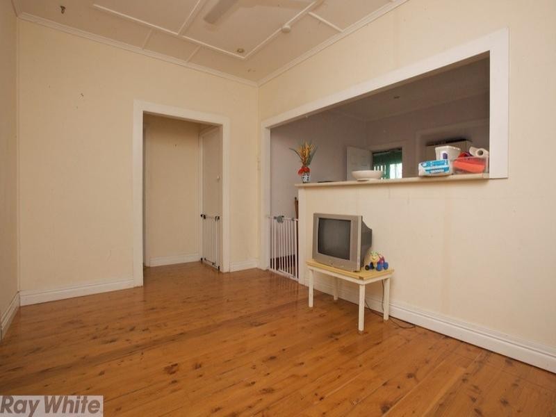 17 Maryborough Terrace, Scarborough QLD 4020