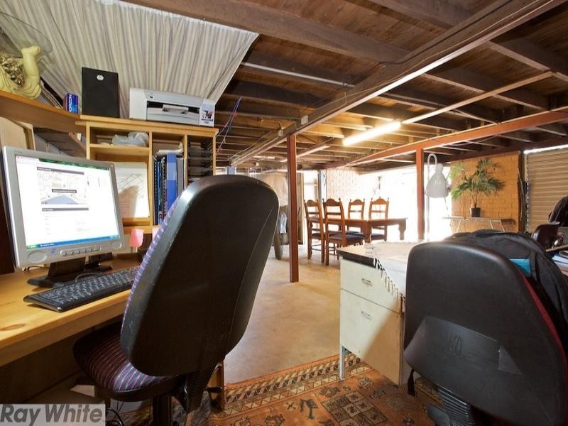 17 Maryborough Terrace, Scarborough QLD 4020