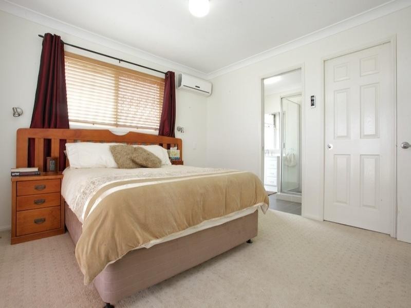 5 Jemma Street, Rothwell QLD 4022