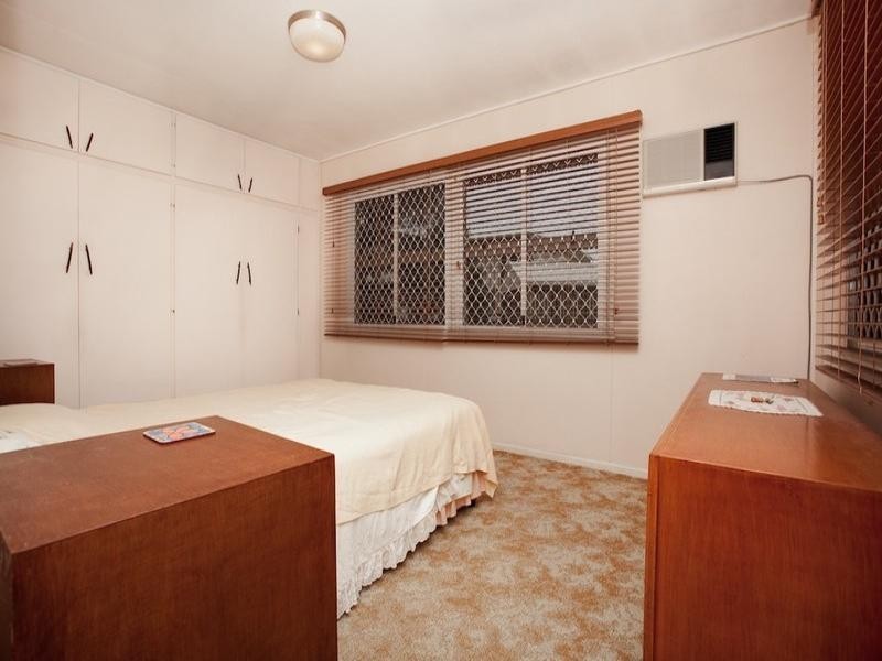 6 Macfarlane Street, Kippa-ring QLD 4021