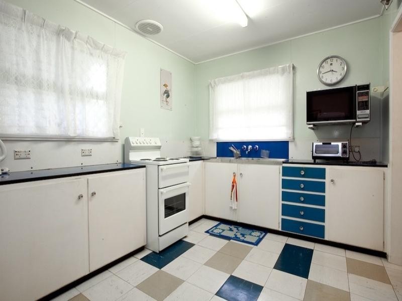 6 Macfarlane Street, Kippa-ring QLD 4021